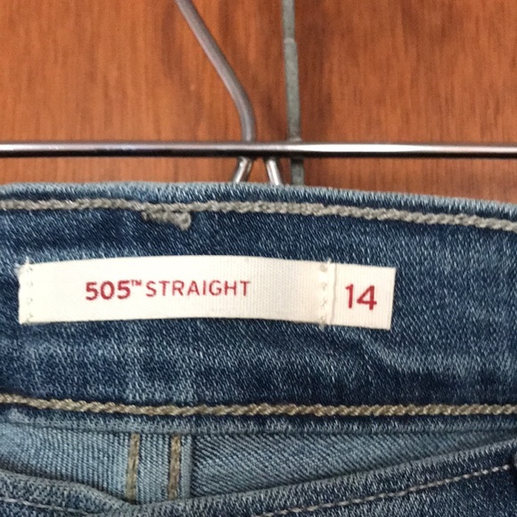 Levi 505 Straight Leg Jeans, Women’s Size 14, Never Worn - Picture 3 of 6